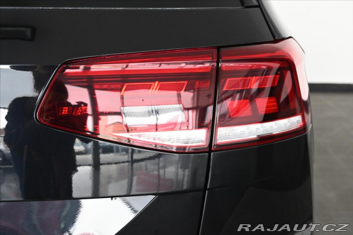 Volkswagen Passat 2,0 TDI 110 kW DSG BUSINE 2021