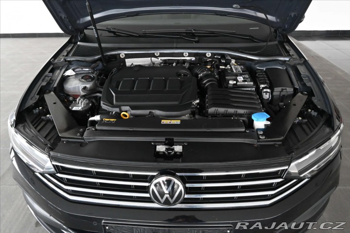 Volkswagen Passat 2,0 TDI 110 kW DSG BUSINE 2021