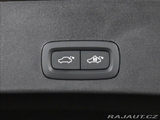 Volvo XC40 2,0 B4 Ult panorama,bezkl 2023
