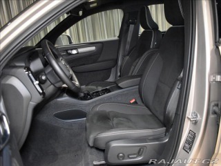 Volvo XC40 2,0 B4 Ult panorama,bezkl 2023