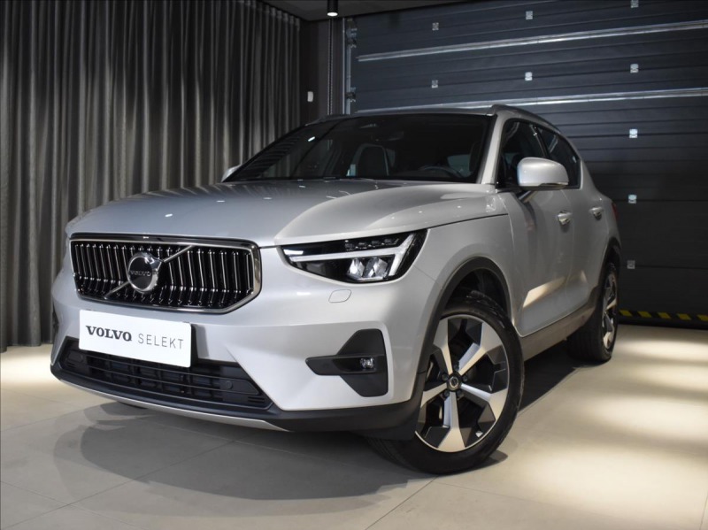 Volvo XC40 2,0 B4 ULT Panorama,Bezkl