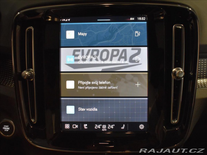 Volvo XC40 2,0 B4 ULT Panorama,Bezkl 2023