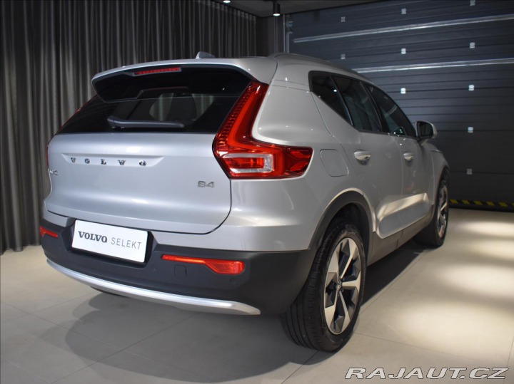 Volvo XC40 2,0 B4 ULT Panorama,Bezkl 2023