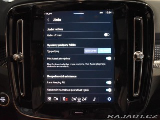 Volvo XC40 2,0 B4 ULT Panorama,Bezkl 2023