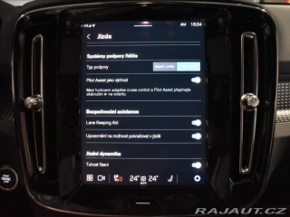 Volvo XC40 2,0 B4 ULT Panorama,Bezkl 2023
