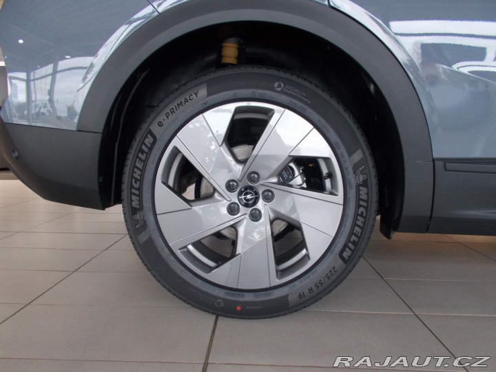 Opel Grandland Novy Edition Hybrid 1.2 T 2024