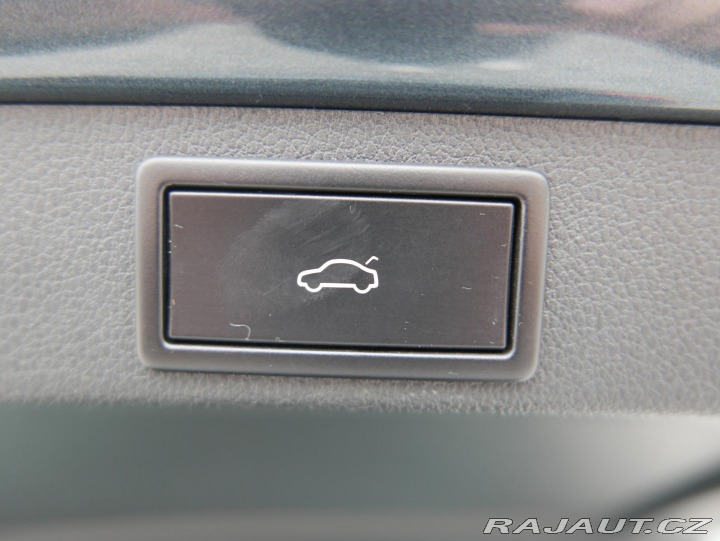 Škoda Octavia 1,5 TGi Automat REZERVACE 2020