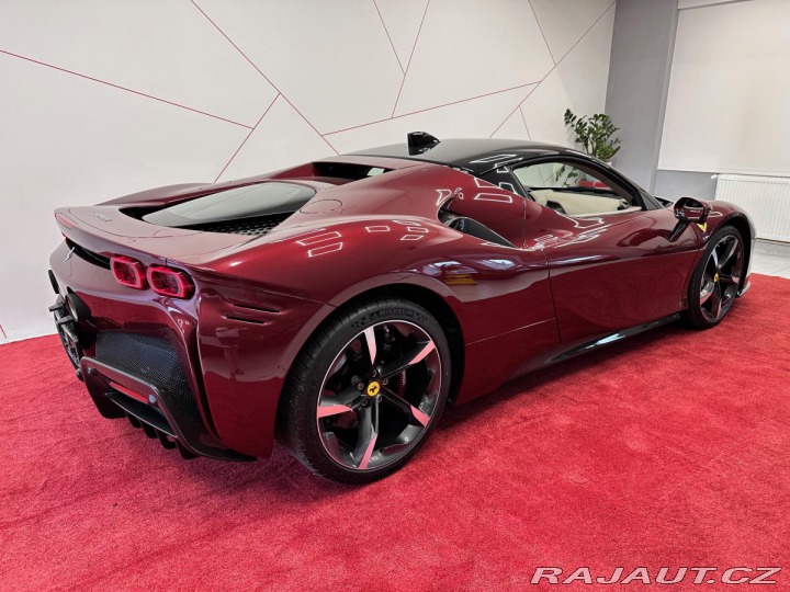 Ferrari SF90 Nové, ČR, TOP specif* Car 2024