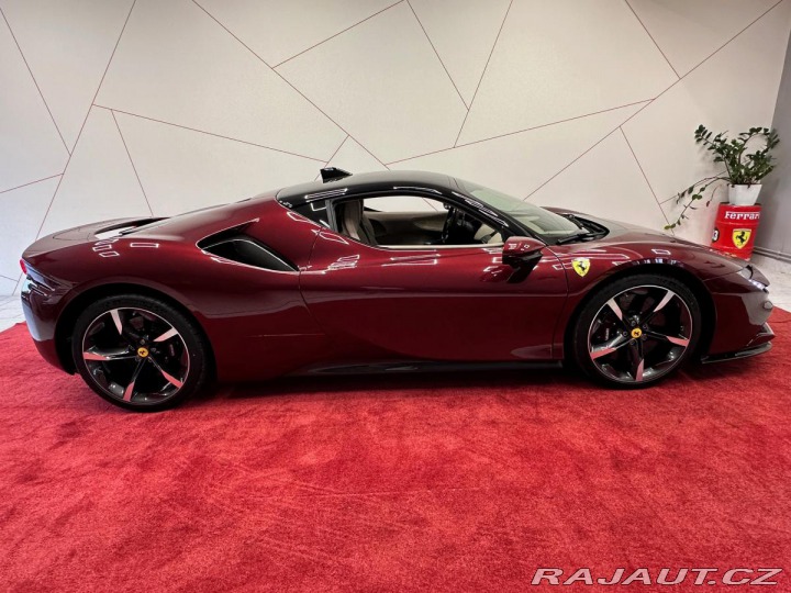 Ferrari SF90 Nové, ČR, TOP specif* Car 2024