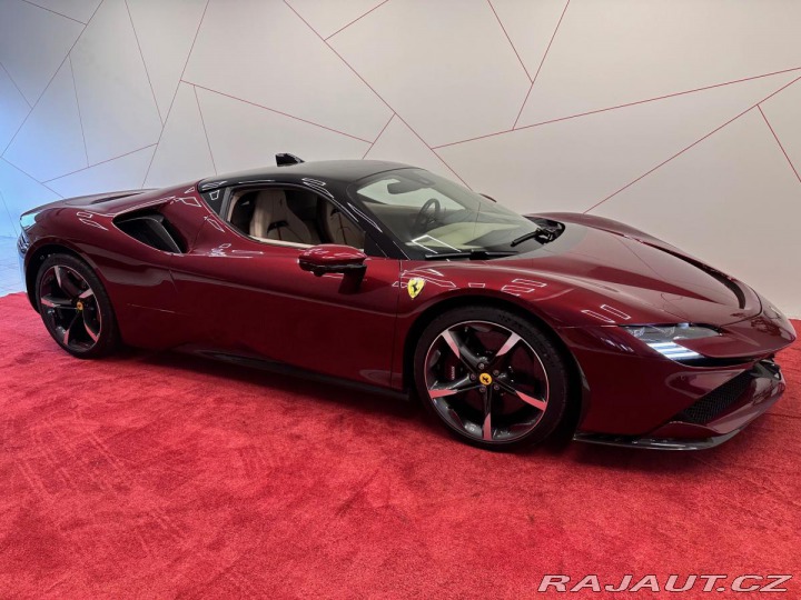 Ferrari SF90 Nové, ČR, TOP specif* Car 2024