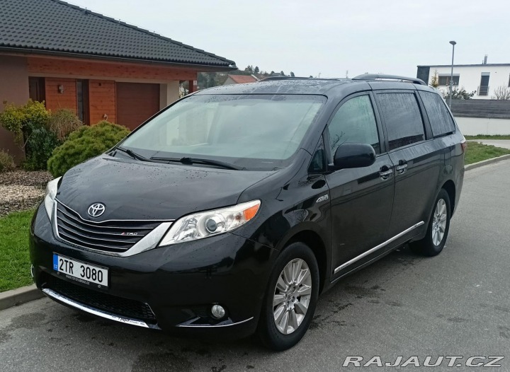 Toyota Ostatní modely Sienna XLE 3.5 V6 VVTi AWD, LPG 2015