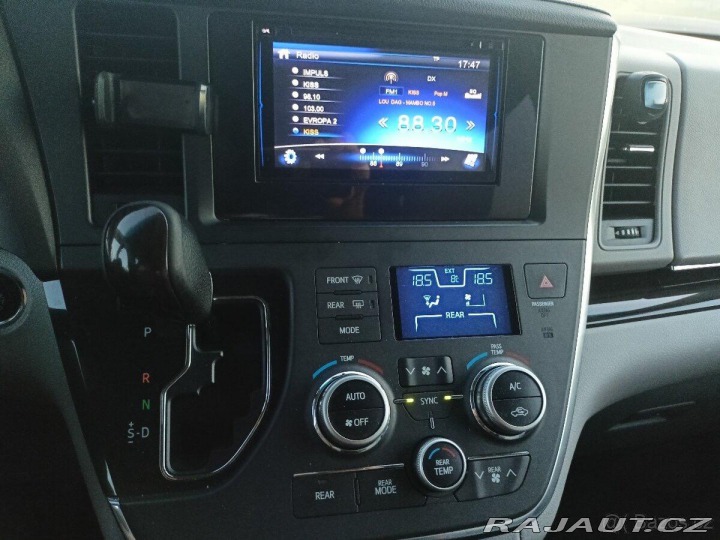 Toyota Ostatní modely Sienna XLE 3.5 V6 VVTi AWD, LPG 2015