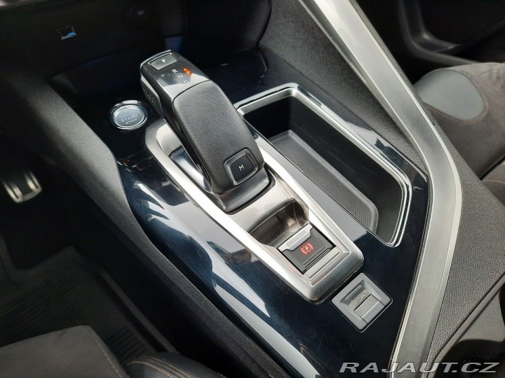 Peugeot 5008 GT 2.0 BHDi 180k EAT8 2019