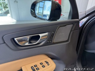 Volvo XC60 T8 AWD RECHARGE 2.0L 310+ 2025
