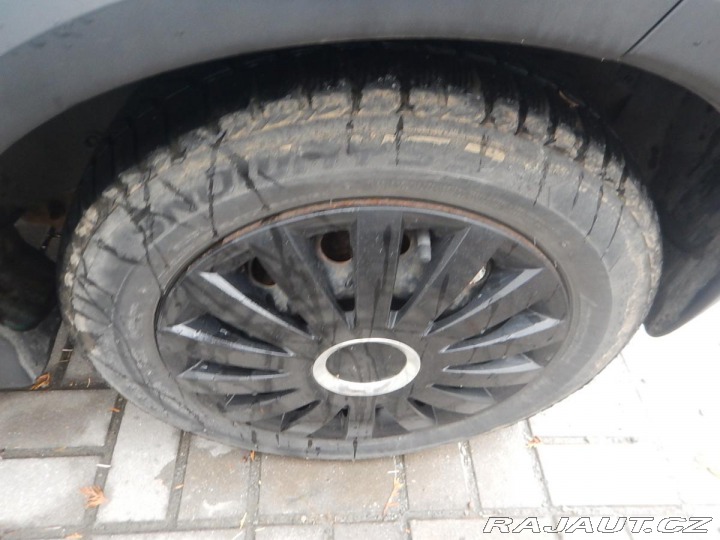Opel Corsa 1.0i, KLIMA 2003