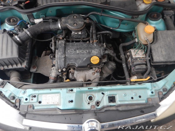 Opel Corsa 1.0i, KLIMA 2003