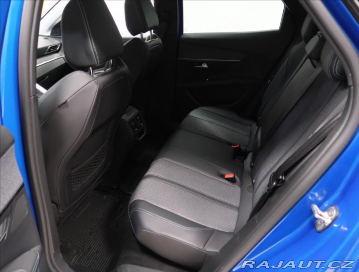Peugeot 3008 1,2 i ALLURE PACK AUT 13 2022