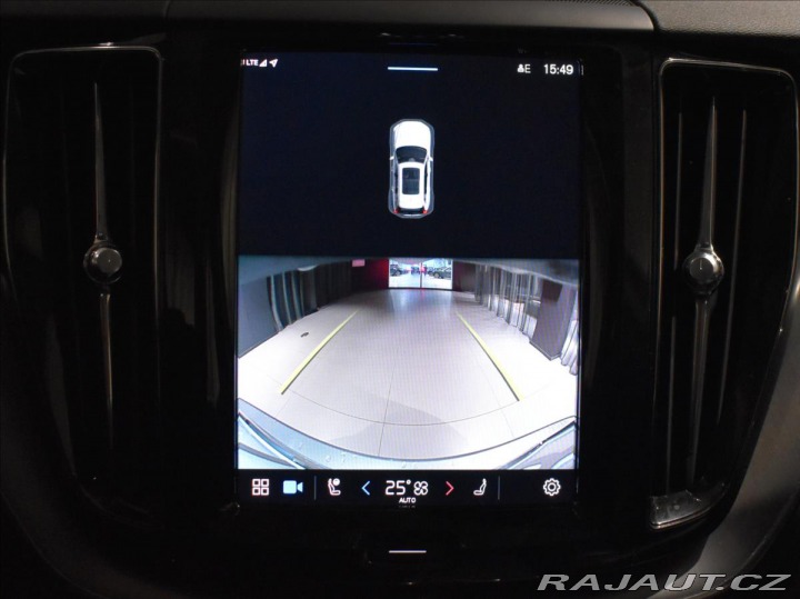 Volvo XC60 2,0 B4 AWD Core BLIS,Bezk 2022