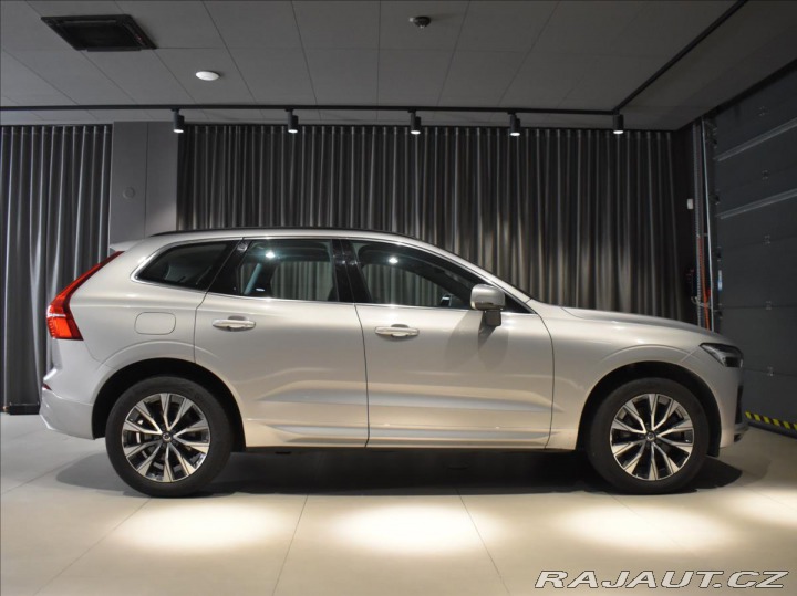 Volvo XC60 2,0 B4 AWD Core BLIS,Bezk 2022