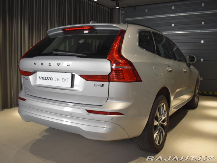Volvo XC60 2,0 B4 AWD Core BLIS,Bezk 2022