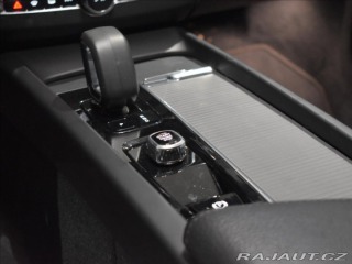 Volvo XC60 2,0 B4 AWD Core BLIS,Bezk 2022