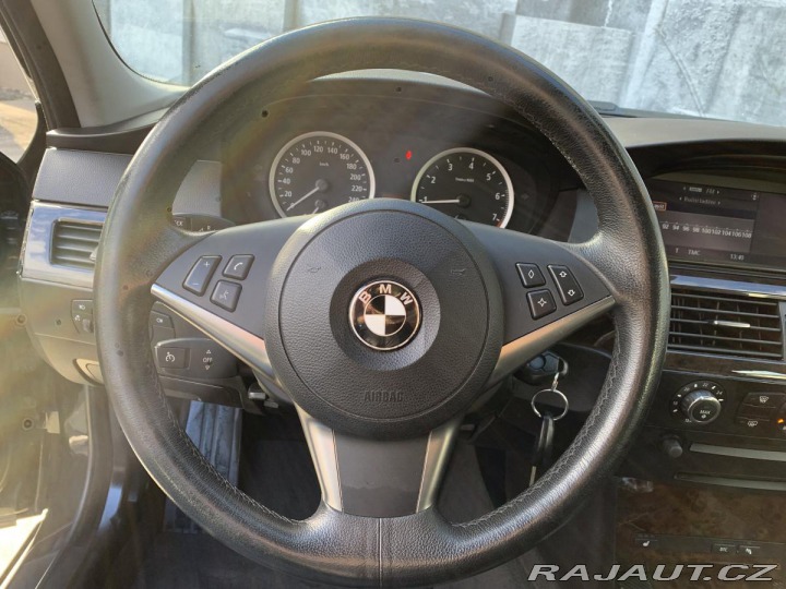 BMW 5 530Xi, 3.0i, 190KW 2004