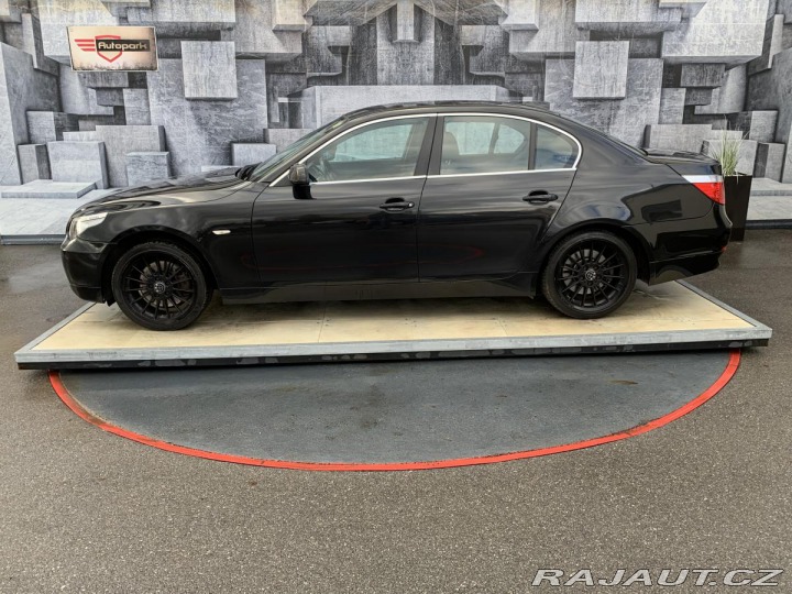 BMW 5 530Xi, 3.0i, 190KW 2004