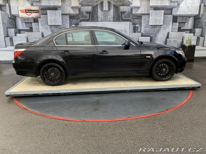 BMW 5 530Xi, 3.0i, 190KW 2004