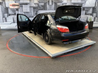 BMW 5 530Xi, 3.0i, 190KW 2004
