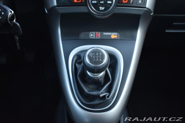 Toyota Verso 1.6 D-4D 82kW *7.MÍST*KAM 2014