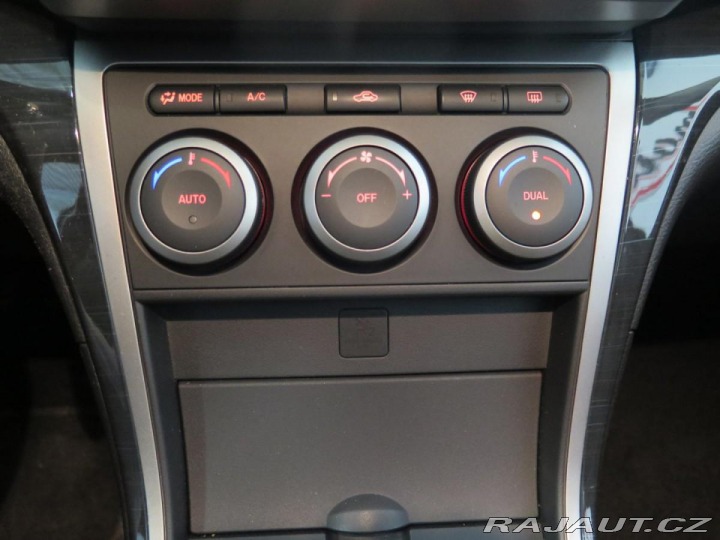 Mazda 6 2.0i,klima,tažné,servis 2008