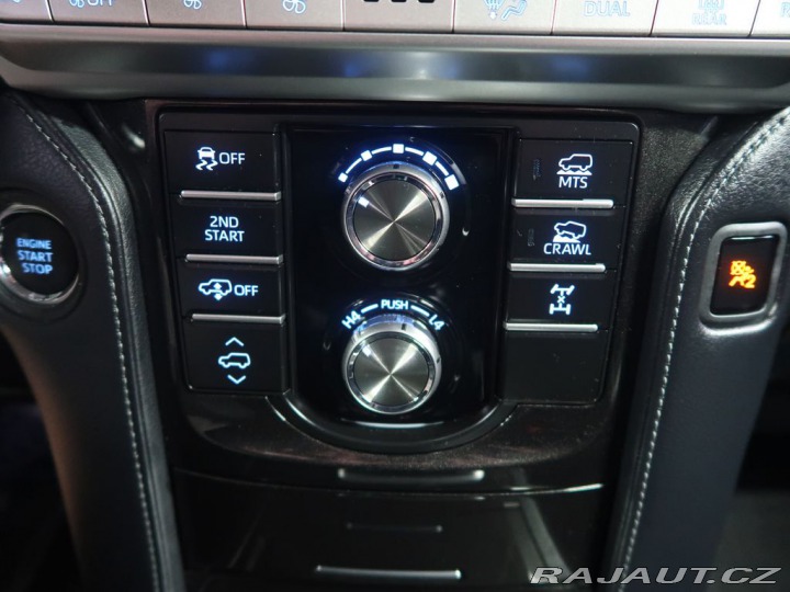 Toyota Land Cruiser 2.8D4D,CZ,Executiv,4x4,AT 2022