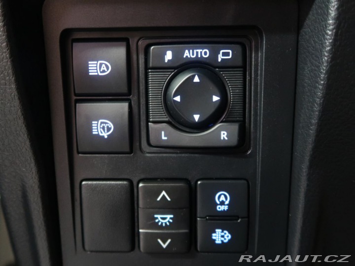 Toyota Land Cruiser 2.8D4D,CZ,Executiv,4x4,AT 2022