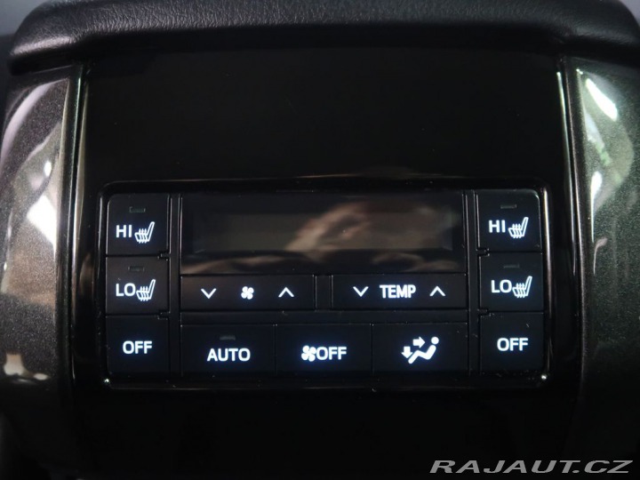 Toyota Land Cruiser 2.8D4D,CZ,Executiv,4x4,AT 2022