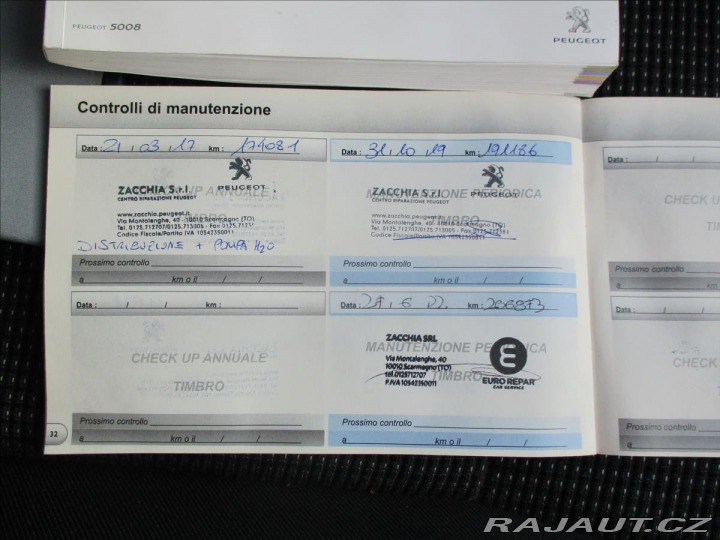 Peugeot 5008 2,0 HDI 150 k FAP Premium 2011