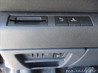 Peugeot 5008 2,0 HDI 150 k FAP Premium 2011