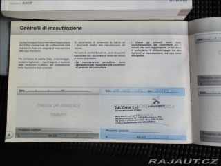 Peugeot 5008 2,0 HDI 150 k FAP Premium 2011