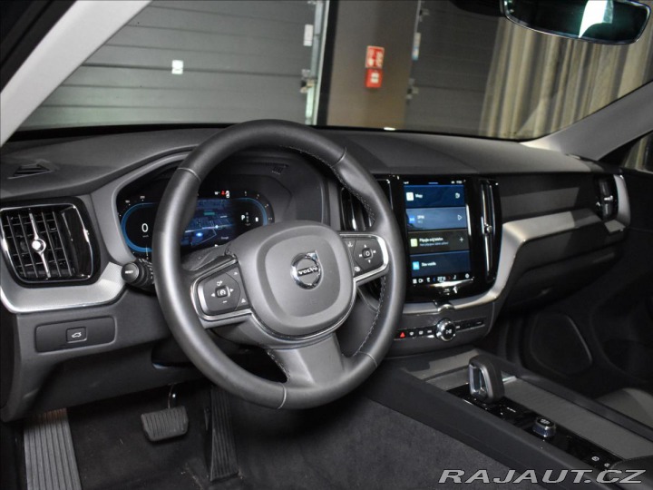 Volvo XC60 2,0 B4 AWD Core 2023