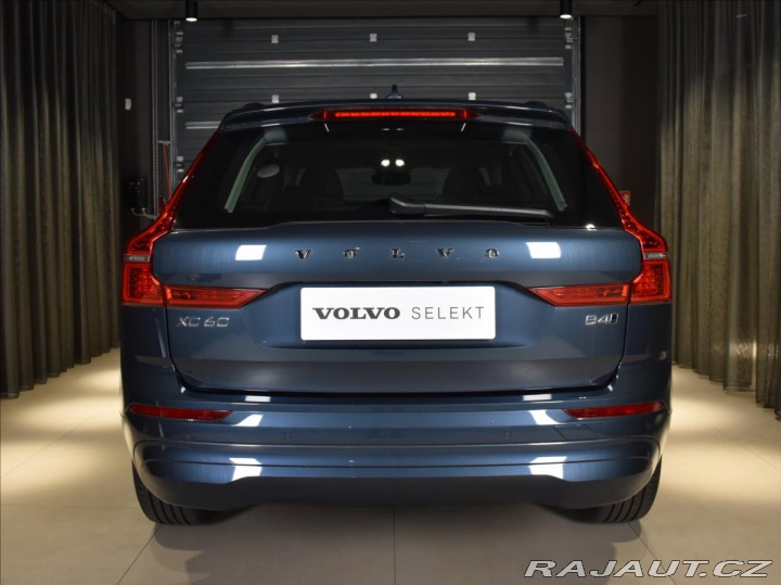 Volvo XC60 2,0 B4 AWD Core 2023