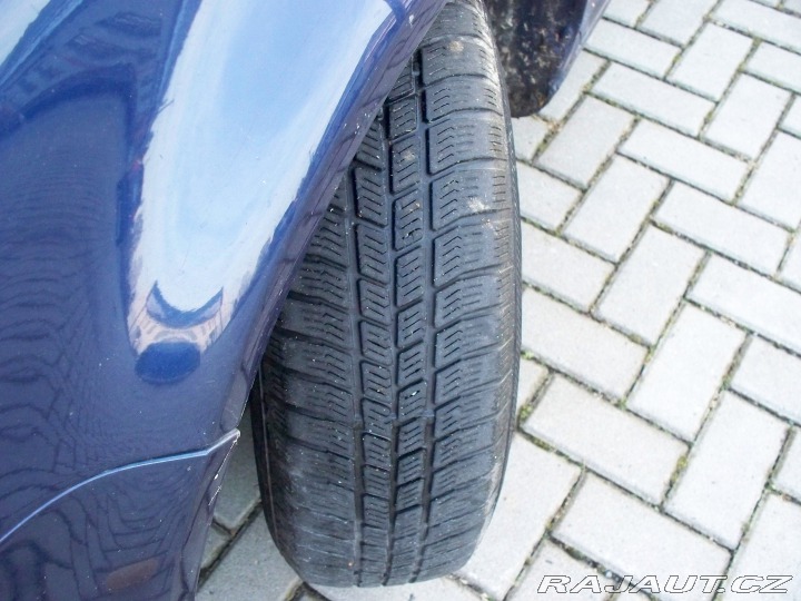 Volkswagen Golf 1.6i, benzín, 4.generace 1999