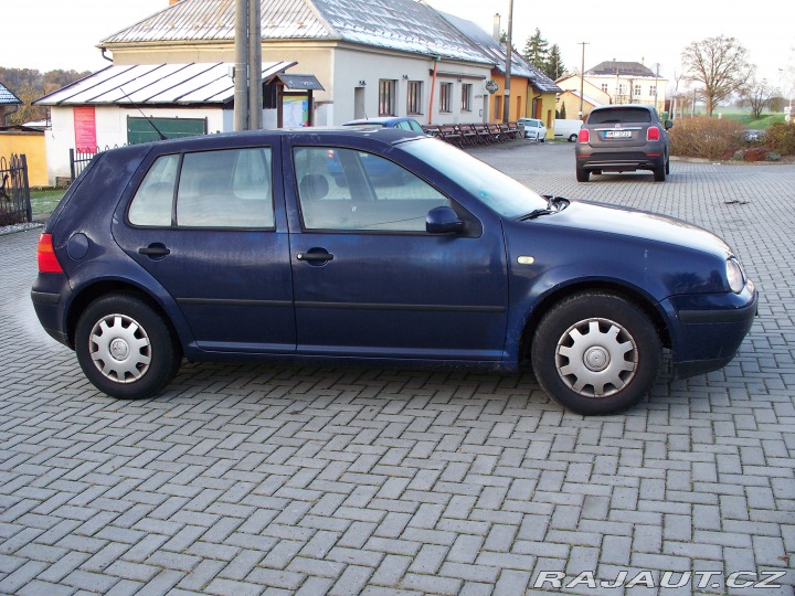 Volkswagen Golf 1.6i, benzín, 4.generace 1999