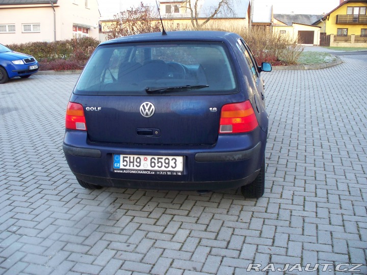 Volkswagen Golf 1.6i, benzín, 4.generace 1999