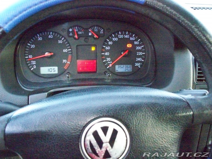 Volkswagen Golf 1.6i, benzín, 4.generace 1999