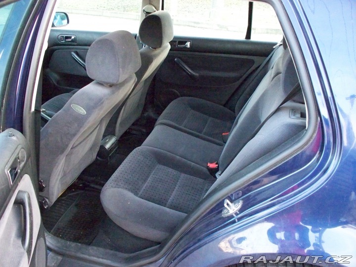 Volkswagen Golf 1.6i, benzín, 4.generace 1999