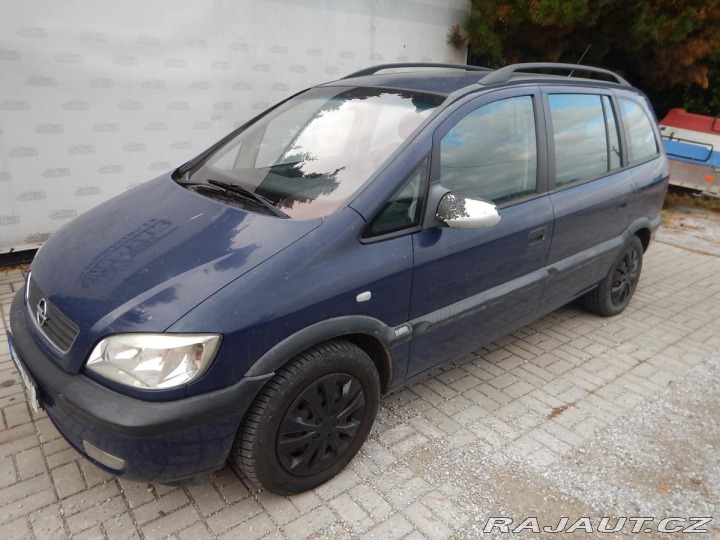 Opel Zafira 1.8 i 92 kw 7 míst 2001