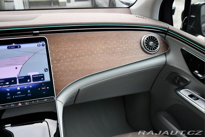 Mercedes-Benz EQE 350+SUV ZÁRUKA PANO VZDUC 2023