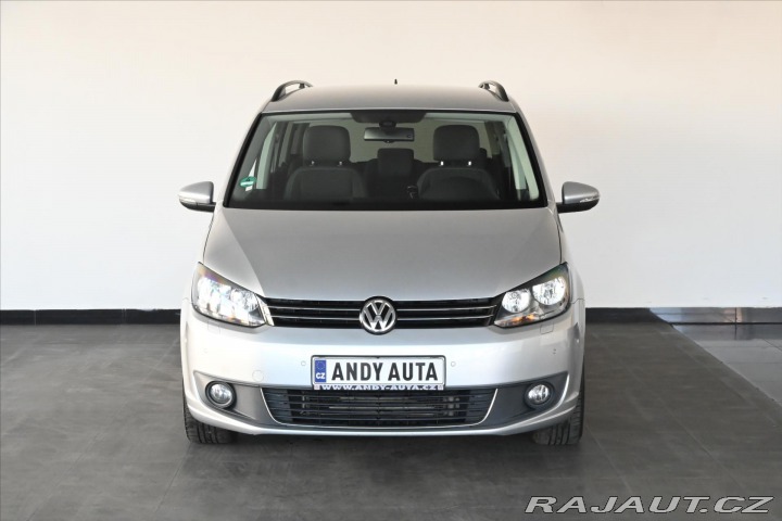 Volkswagen Touran 1,6 TDi 77kW DSG Comfortl 2012