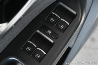 Volkswagen Touran 1,6 TDi 77kW DSG Comfortl 2012