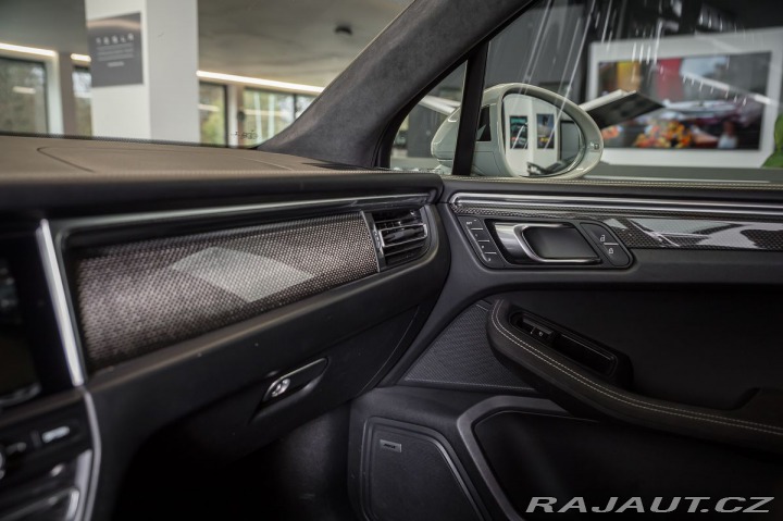 Porsche Macan GTS/Pano/Karbon/75L/Chron 2020