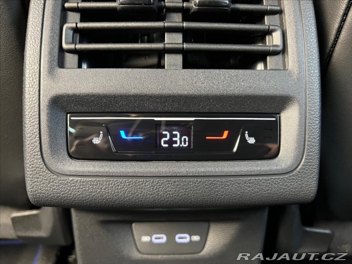 Volkswagen Golf 2,0 R PERFORMANCE, DSG, 4 2024